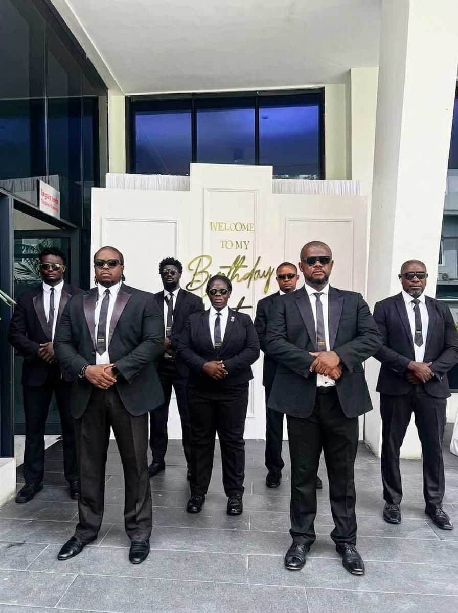 300 Spartans security team